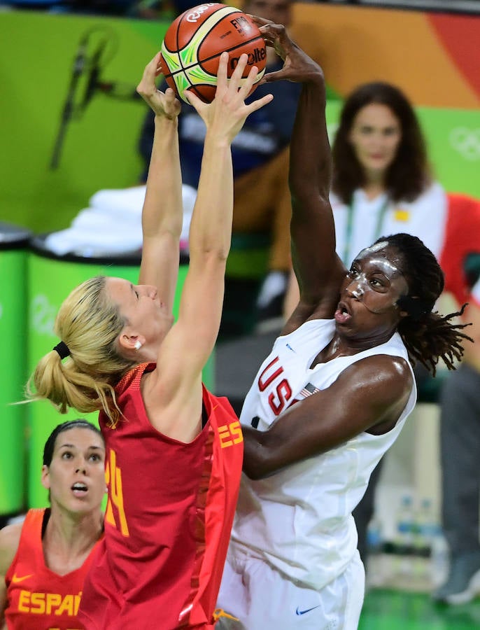 España y Estados Unidos se enfrentan en la final de baloncesto femenino