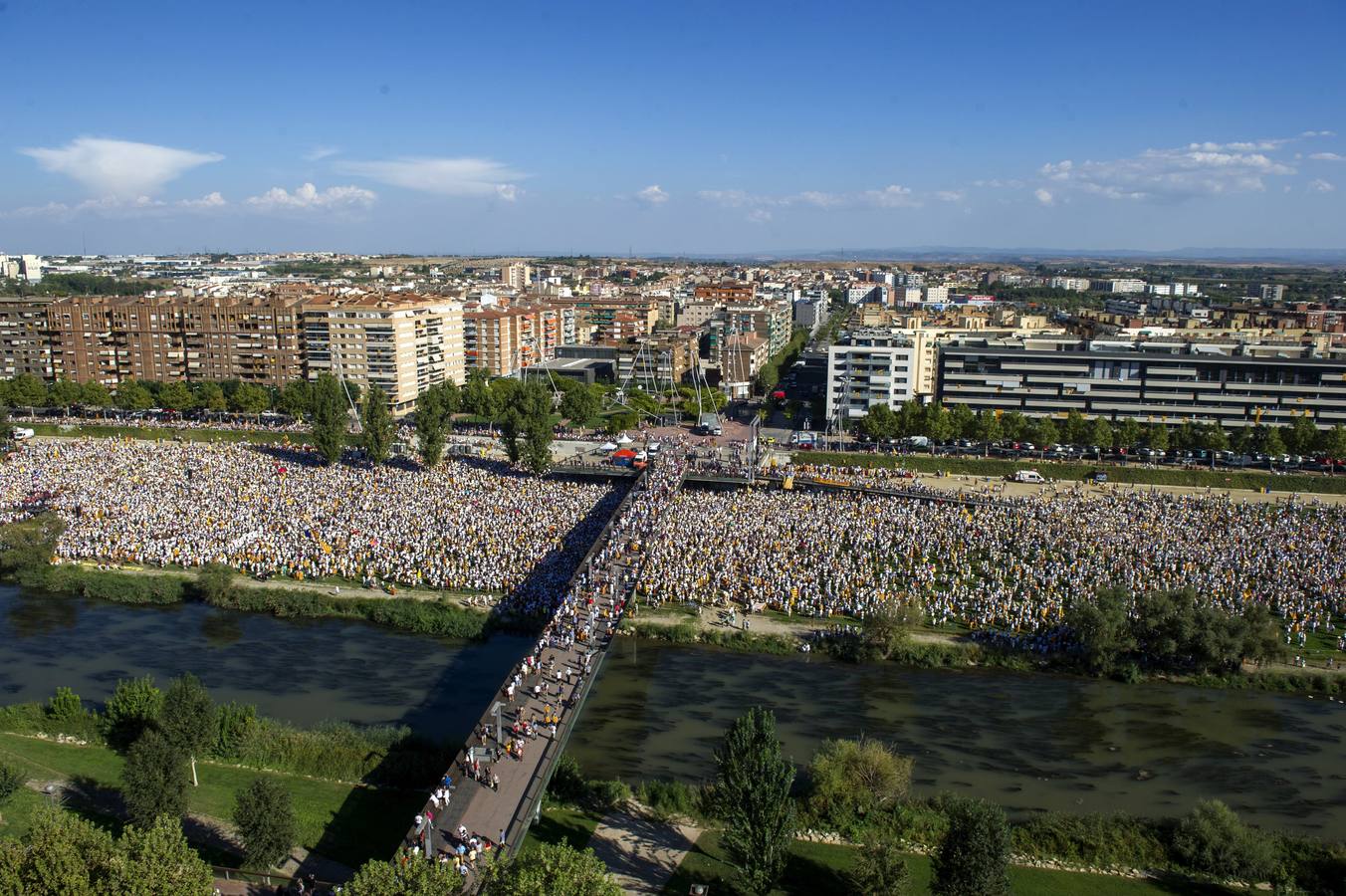 Domingo, 11 de septiembre: Celebración de la Diada en Cataluña. Fotografías: Agencias.