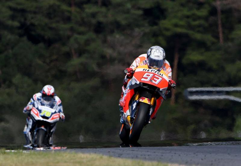 Las mejores imágenes de los entrenamientos libres de Motegi