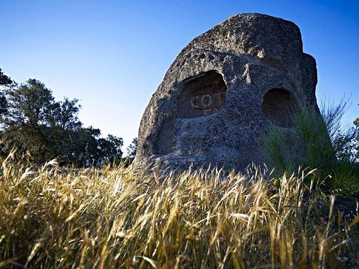 El Canchal de los Ojos de Piedras Albas