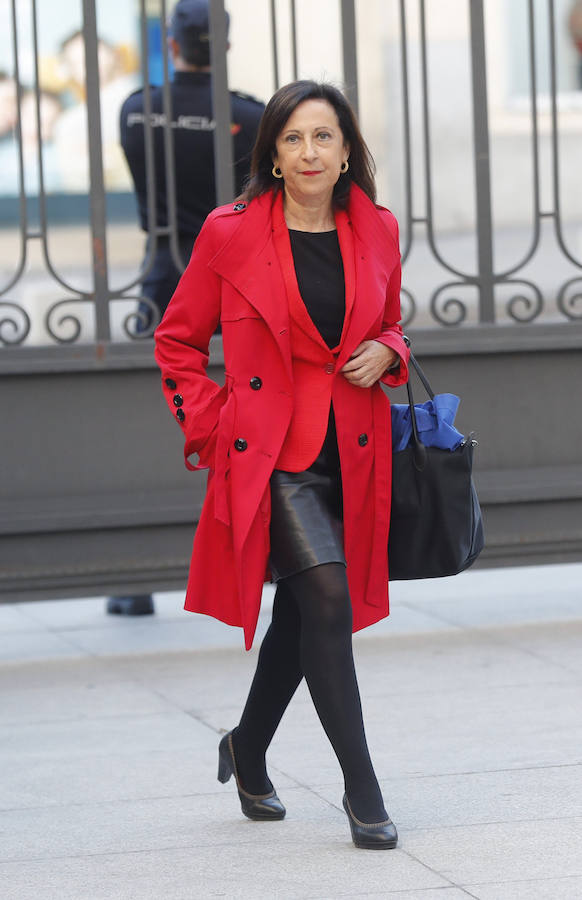 La diputada del PSOE Margarita Robles, a su llegada al Congreso de los Diputados.