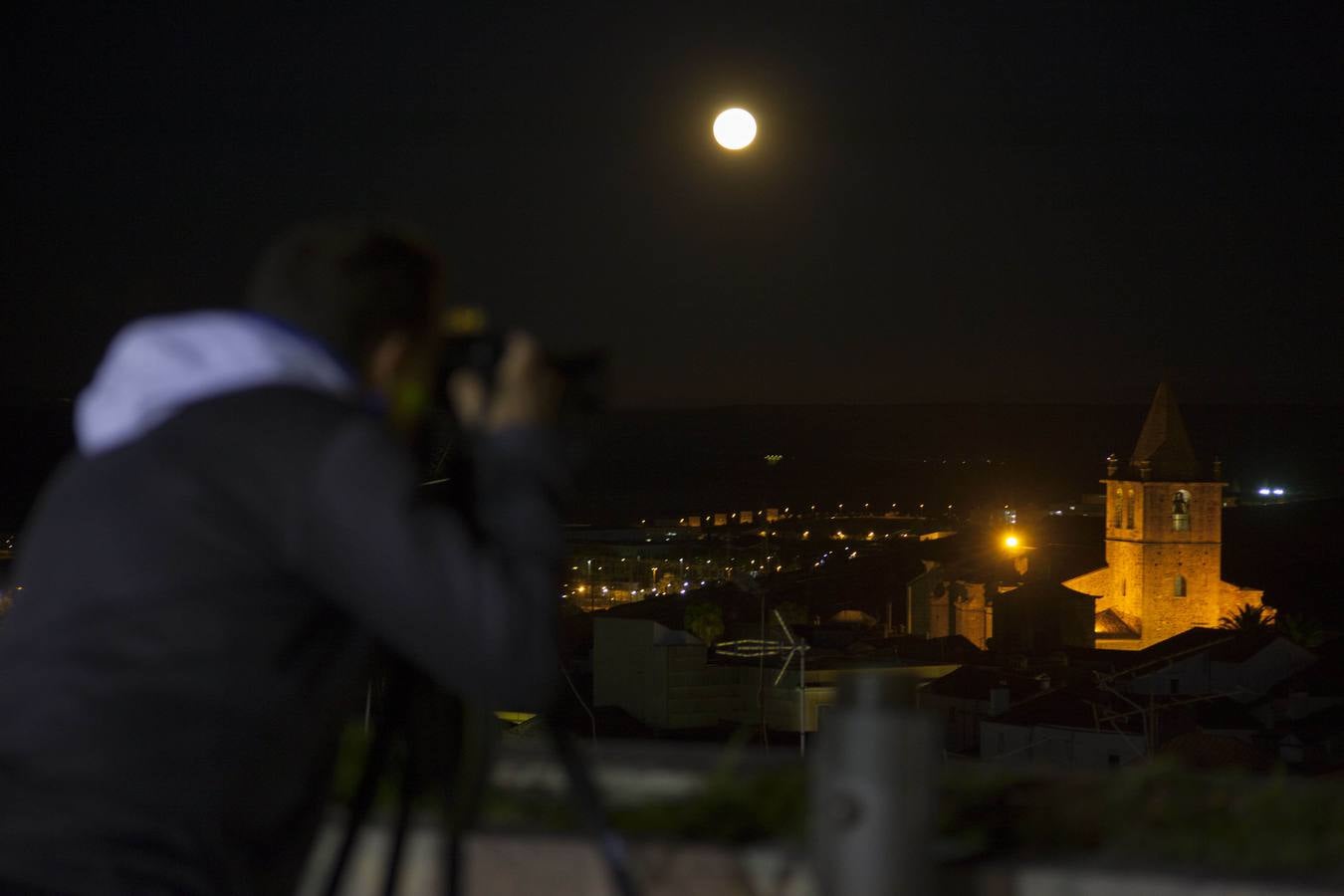 La superluna de Cáceres