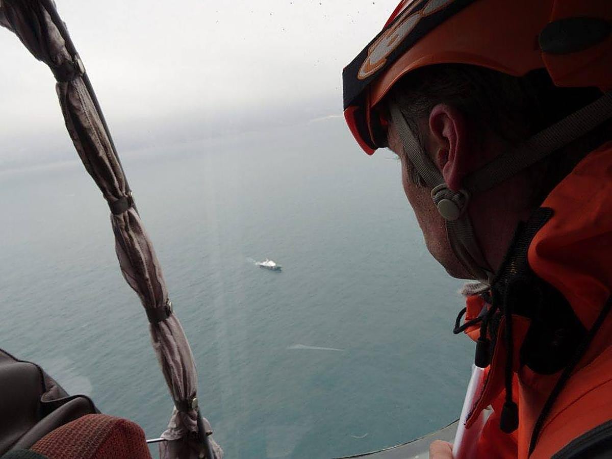 Domingo, 25 de diciembre. Tragedia en el Mar Negro. Un avión militar ruso en el que viajaban 90 personas, entre ellas 60 miembros del coro del Ejército Rojo, cayó al agua a los 20 minutos de su despegue del aeropuerto de Sochi. Fotografías: Agencias