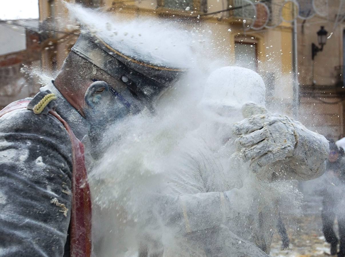 La batalla de &quot;Enfarinats&quot; en la ciudad de Ibi