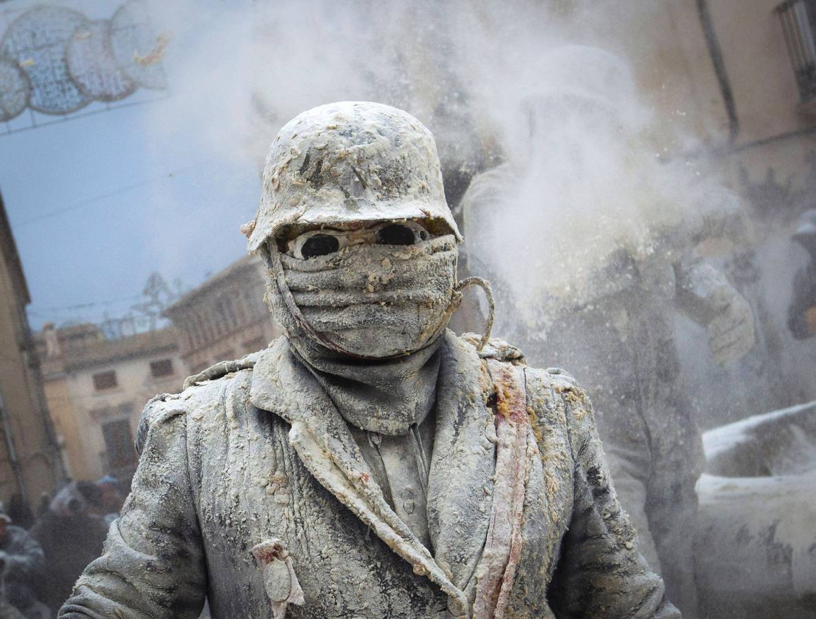 La batalla de &quot;Enfarinats&quot; en la ciudad de Ibi