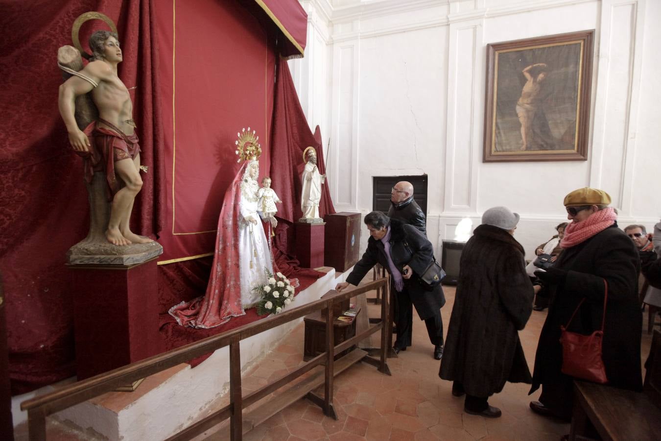 Los Santos Mártires agotan las 2.000 roscas de anís