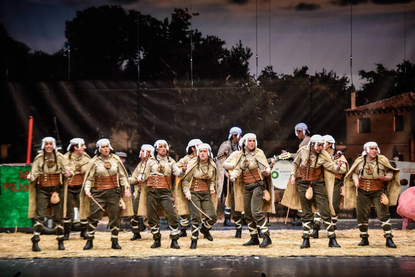 Las Polichinelas tienen buenas letras y las defienden con soltura con un buen sonido. Tienen un repertorio muy completo