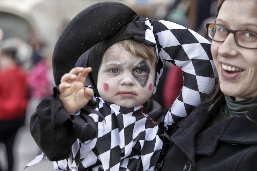 Lavanderas y aguadores, en la quema del Pelele