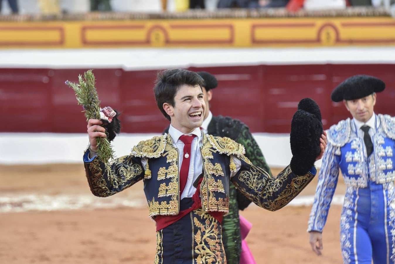 Viernes, 3 de marzo: Primera novillada de la Feria Taurina de Olivenza. El evento contó con ganado de 'El Parralejo' para Pablo Aguado, Leo Valadez y Antonio Catalán 'Toñete'. Fotografía: JV Arnelas