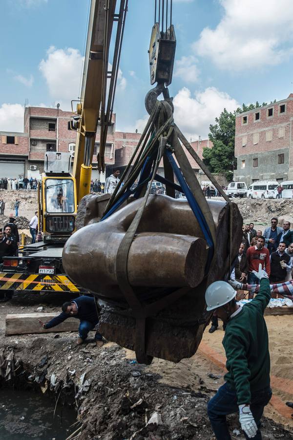Descubren nuevas esculturas en El Cairo