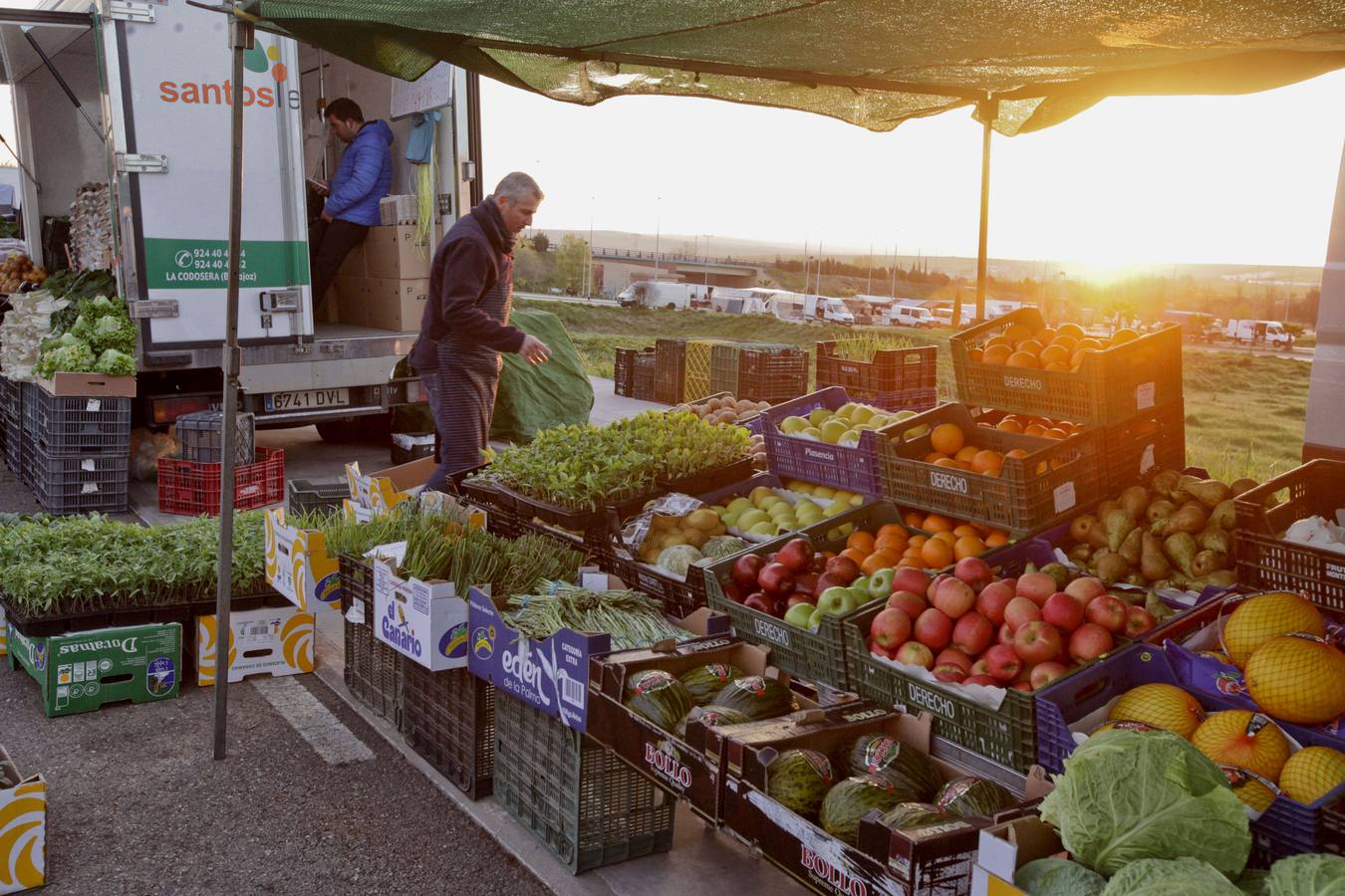 Amanecer en el mercado franco