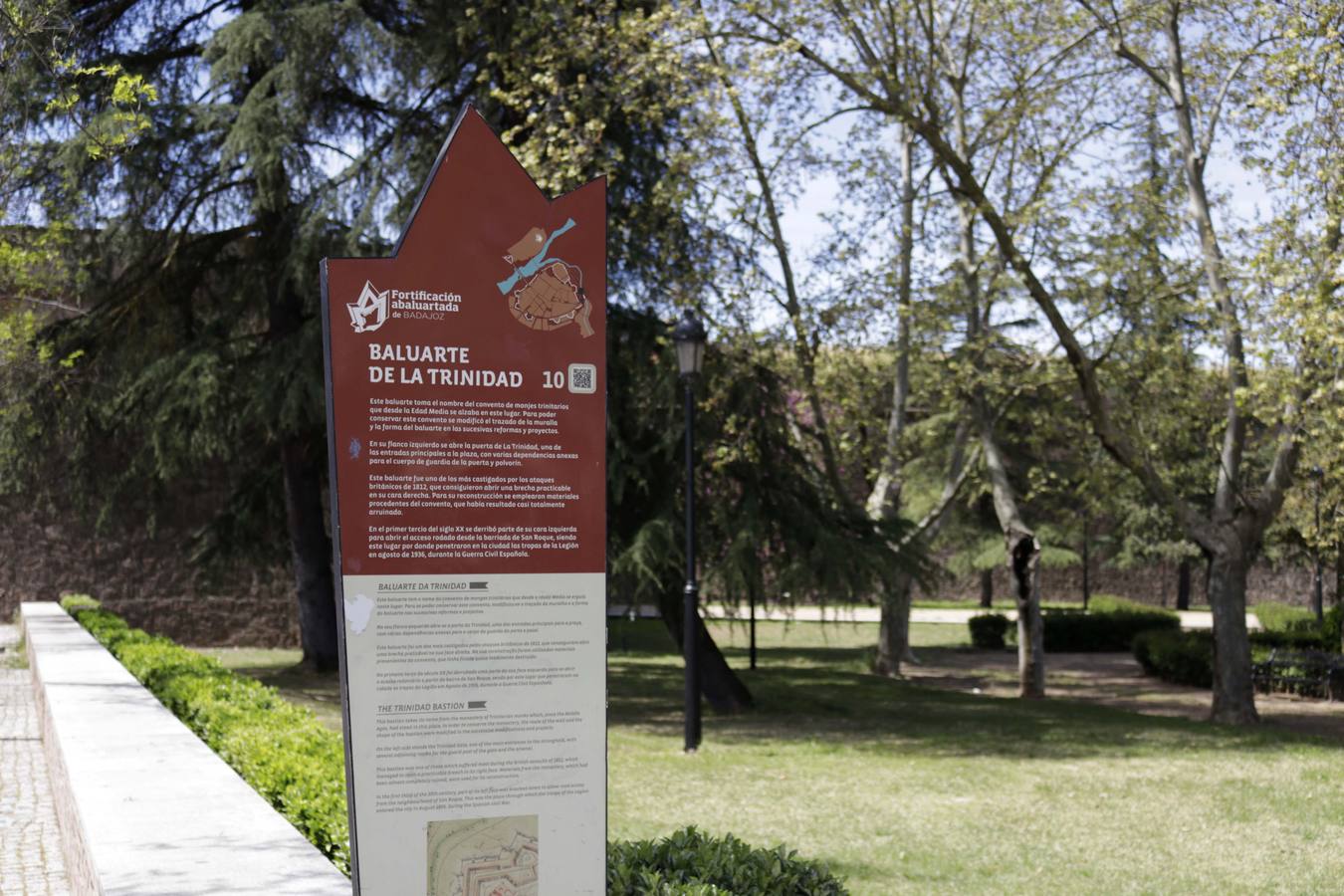 Baluarte y el Revellín de la Trinidad