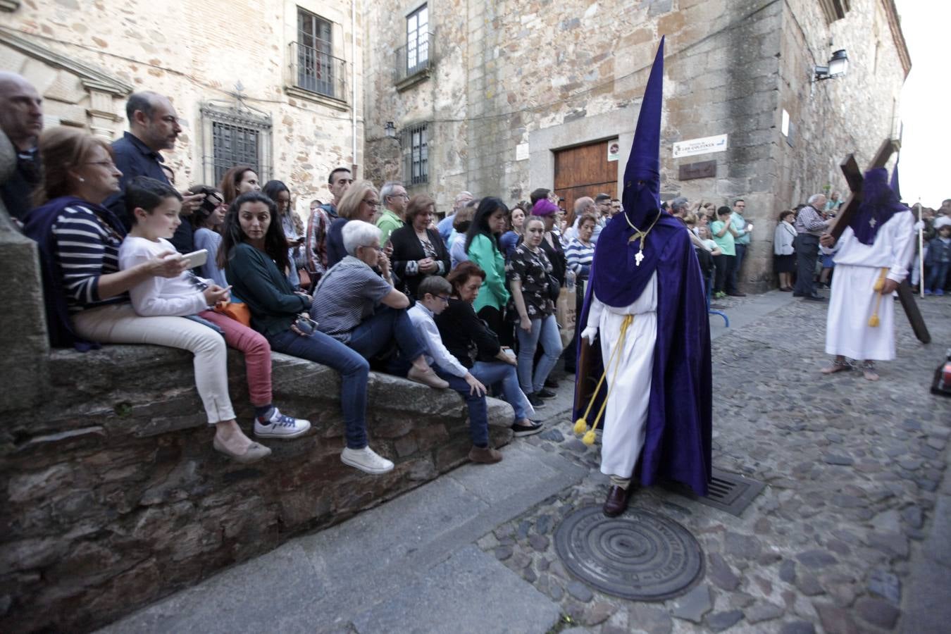 Martes Santo en Cáceres: Jesús del Perdón y el Cristo del Amparo