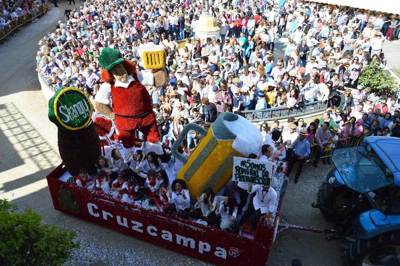 &#039;Dumbo&#039; se lleva el primer premio del concurso de carrozas de la romería de Piedraescrita