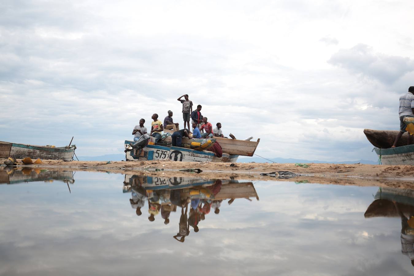 De pesca en el lago Malawi