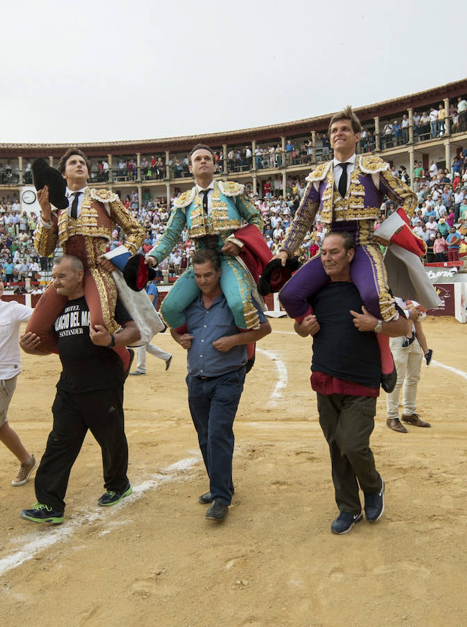 Triunfal regreso de los toros a Cáceres