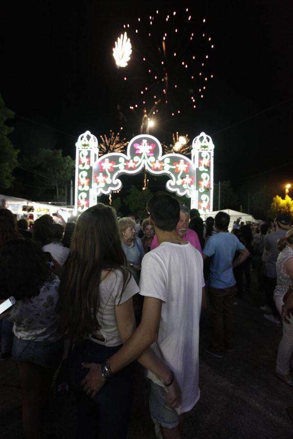 Martes, 23 de mayo: A las 23:00 del martes comenzó la feria de San Fernando de Cáceres. Fotografías: Lorenzo Cordero.
