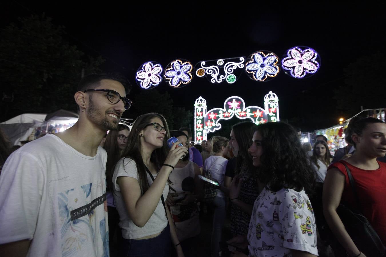 Martes, 23 de mayo: A las 23:00 del martes comenzó la feria de San Fernando de Cáceres. Fotografías: Lorenzo Cordero.