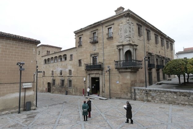 Casa del Deán en la Calle Blanca, antiguo Palacio de Justicia. :: Hoy