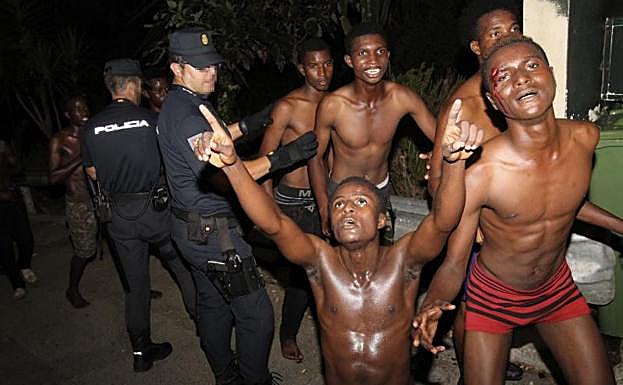 Inmigrantes llegados a Ceuta en esta semana. 