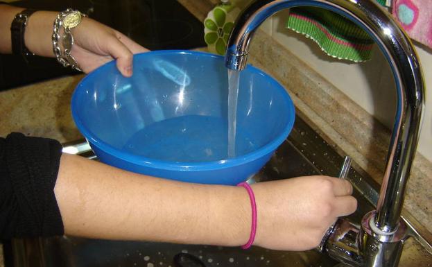 El agua en Badajoz es un 10% más barata que la media nacional, según FACUA