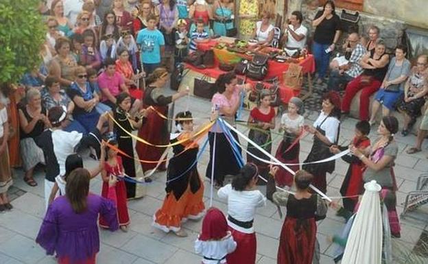 Ambientación medieval del conjunto histórico durante el fin de semana