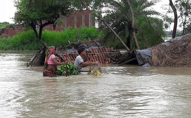 Ya son 81 los turistas españoles atrapados por las lluvias en Nepal