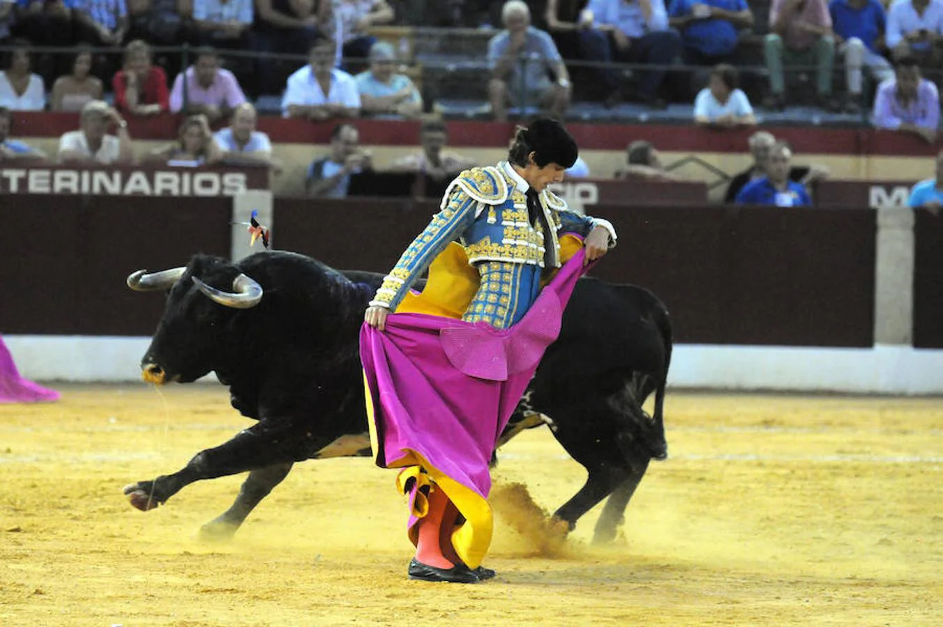 Juan José Padilla cortó dos orejas y rabo en su segundo toro.