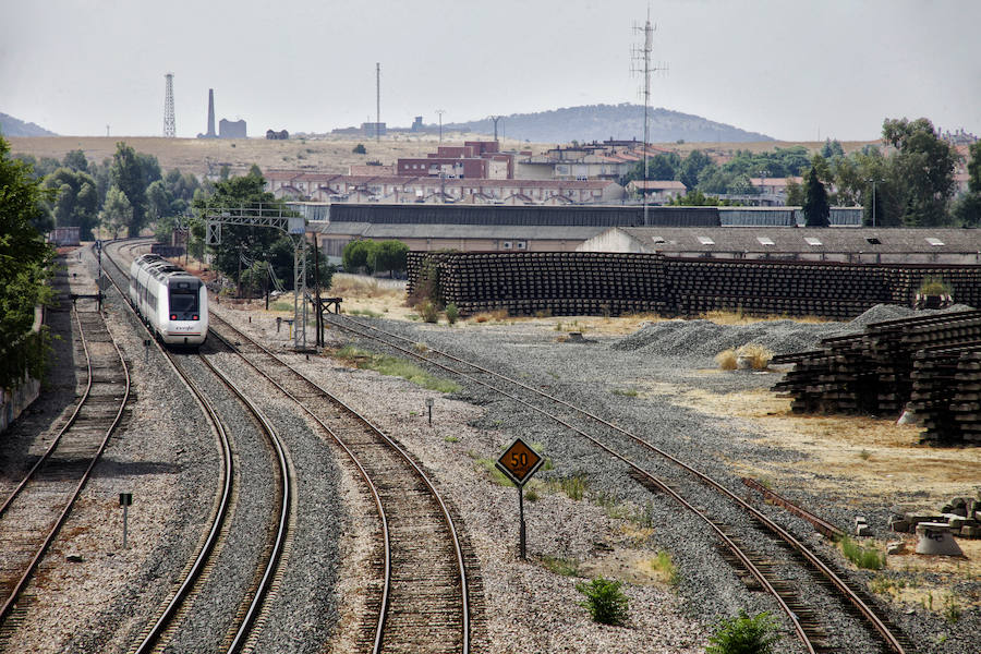 Convoyes extremeños y la estación de tren de Cáceres