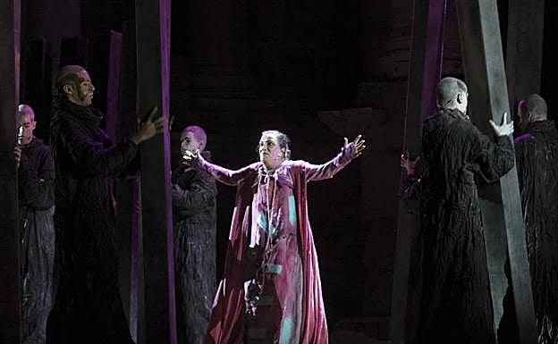 Una imagen de la obra Viriato que se está representando en el Festival de Teatro Clásico de Mérida.