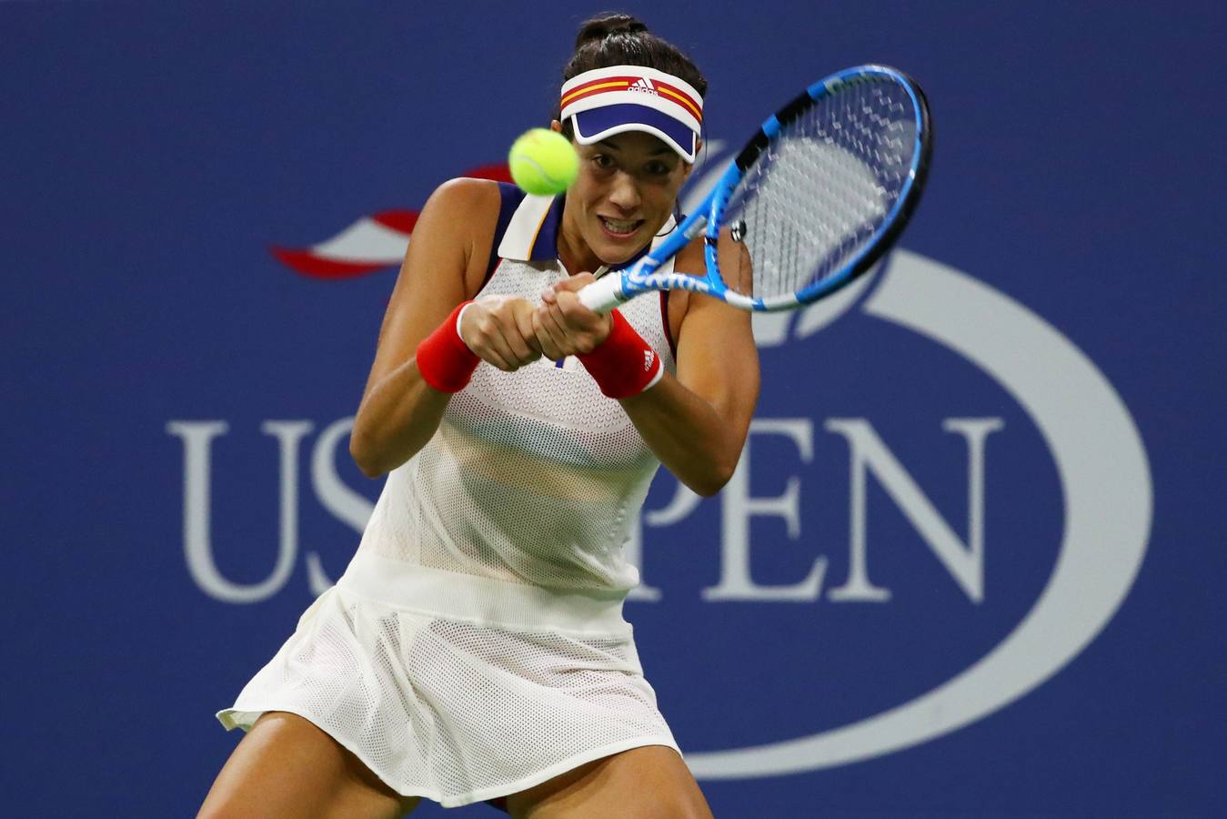El maleficio de la tercera ronda en el Abierto de Estados Unidos quedó atrás para la tenista española Garbiñe Muguruza cuando lo consiguió al vencer en la segunda por 6-4 y 6-0 a la china Ying-Ying Duan.