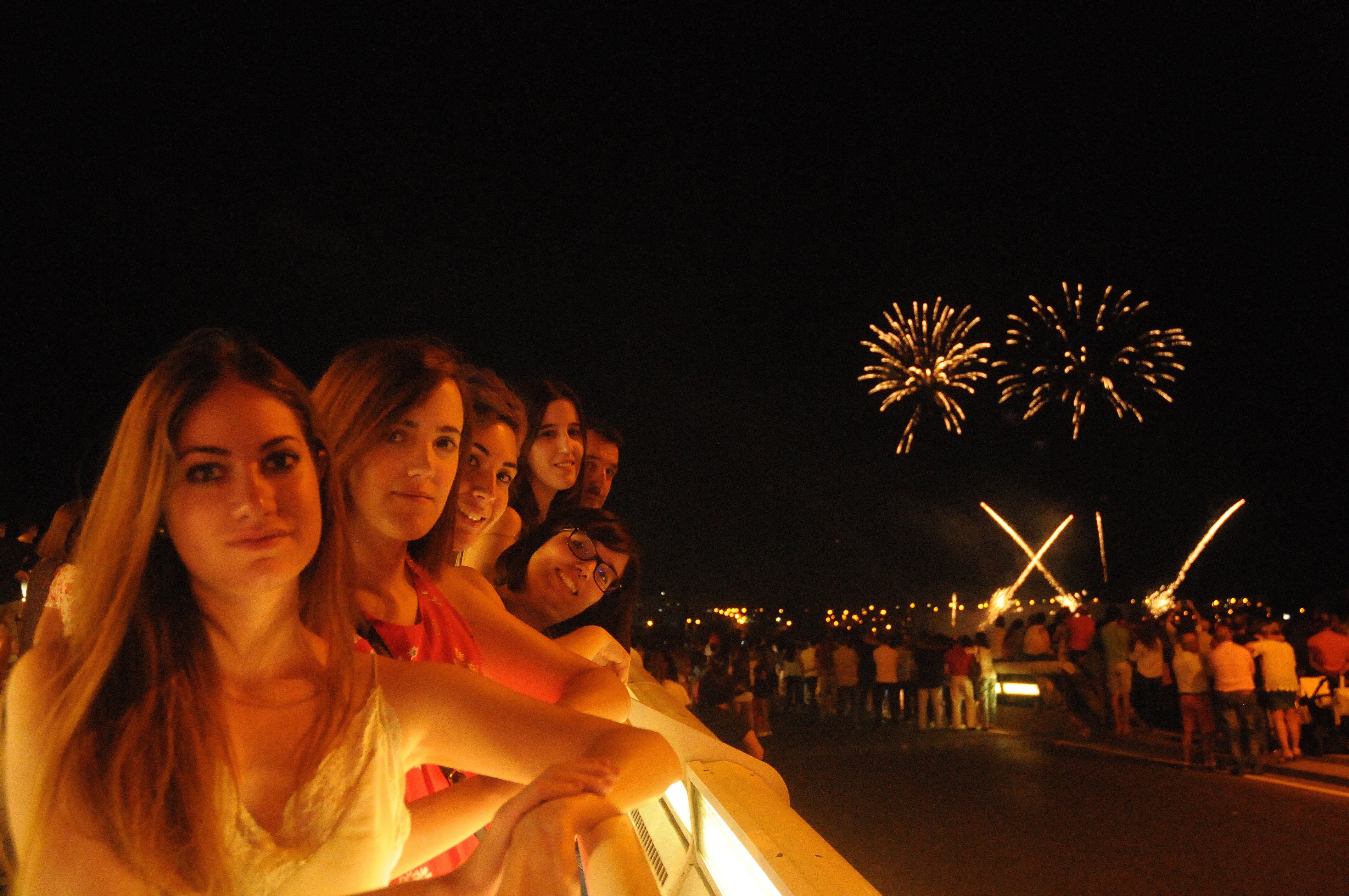 Los fuegos artificiales pusieron fin a la Feria de Mérida