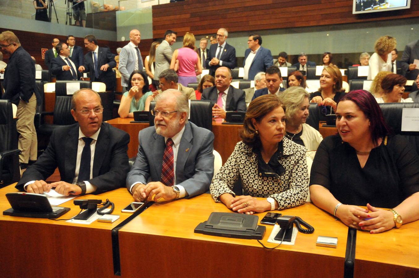 Acto Institucional en la Asamblea por el Día de Extremadura
