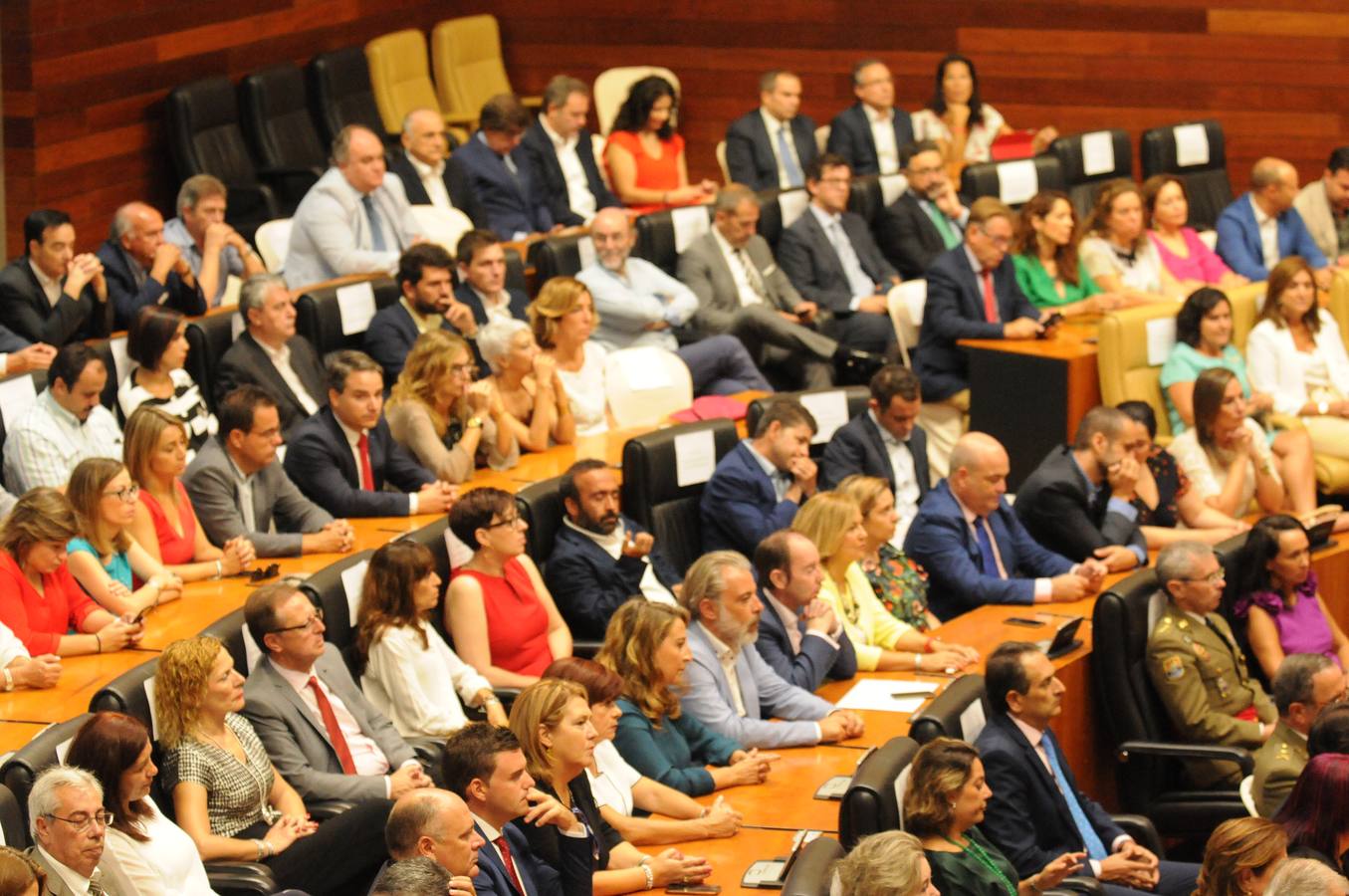 Acto Institucional en la Asamblea por el Día de Extremadura
