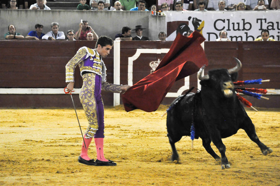 El trío de espadas compuesto por Enrique Ponce, Ginés Marín y Roca Rey inauguró ayer la Feria Taurina de Don Benito 201