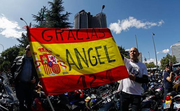 Más de 45.000 motos rinden homenaje a Ángel Nieto