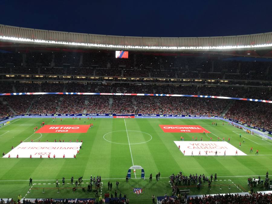 El Atlético de Madrid abrió las puertas de su nuevo estadio por primera vez para medirse al Málaga