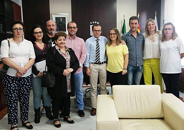 Imagen de los miembros de la junta directiva. :: hoy