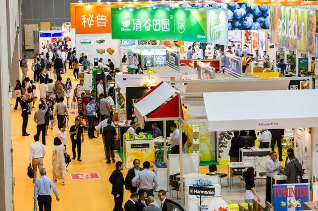 Uno de los pabellones de 'Asia Fruit Logistica', que ha congregado a más de 13.000 visitantes profesionales de 76 países. :: a. f. l.