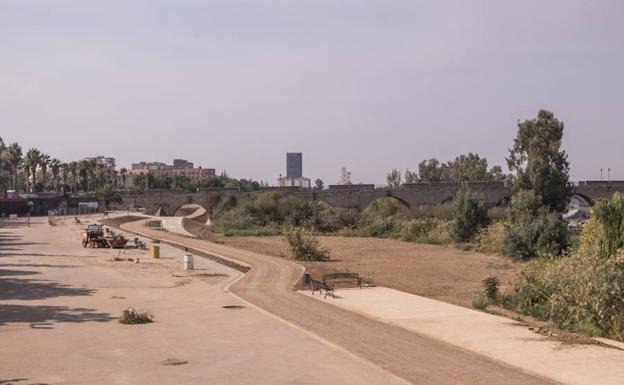 Se podrá pasar por debajo del tercer ojo del Puente de Palmas.