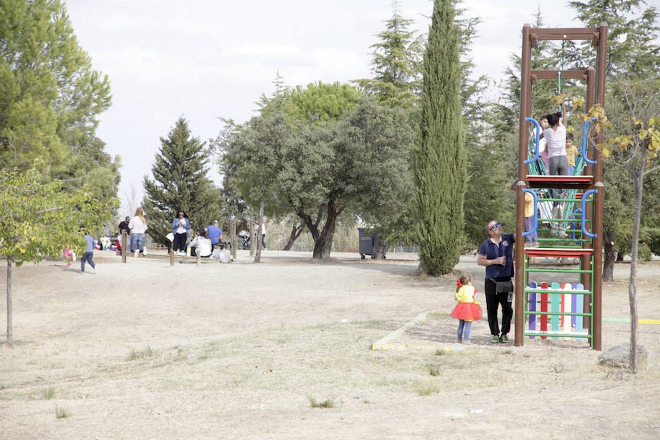 Este año el parque presentaba un estado de limpieza general al no haberse celebrado botellón el día anterior