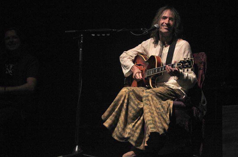 El cantante y compositor vuelve a la capital para presentar su segundo disco en solitario fuera de Extremoduro, 'Destrozares'