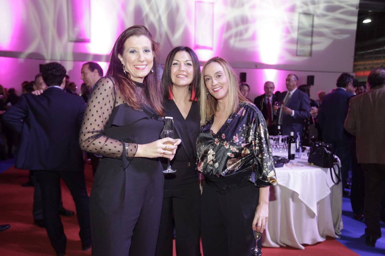 Después de la gala de emprega de premios, todos los invitados puedieron disfrutar de un agradable cóctel.