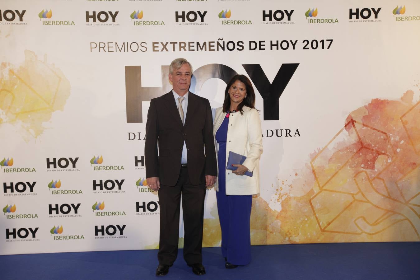 Los invitados que asistieron a la gala de Extremeños de HOY, posaron en el photocall 