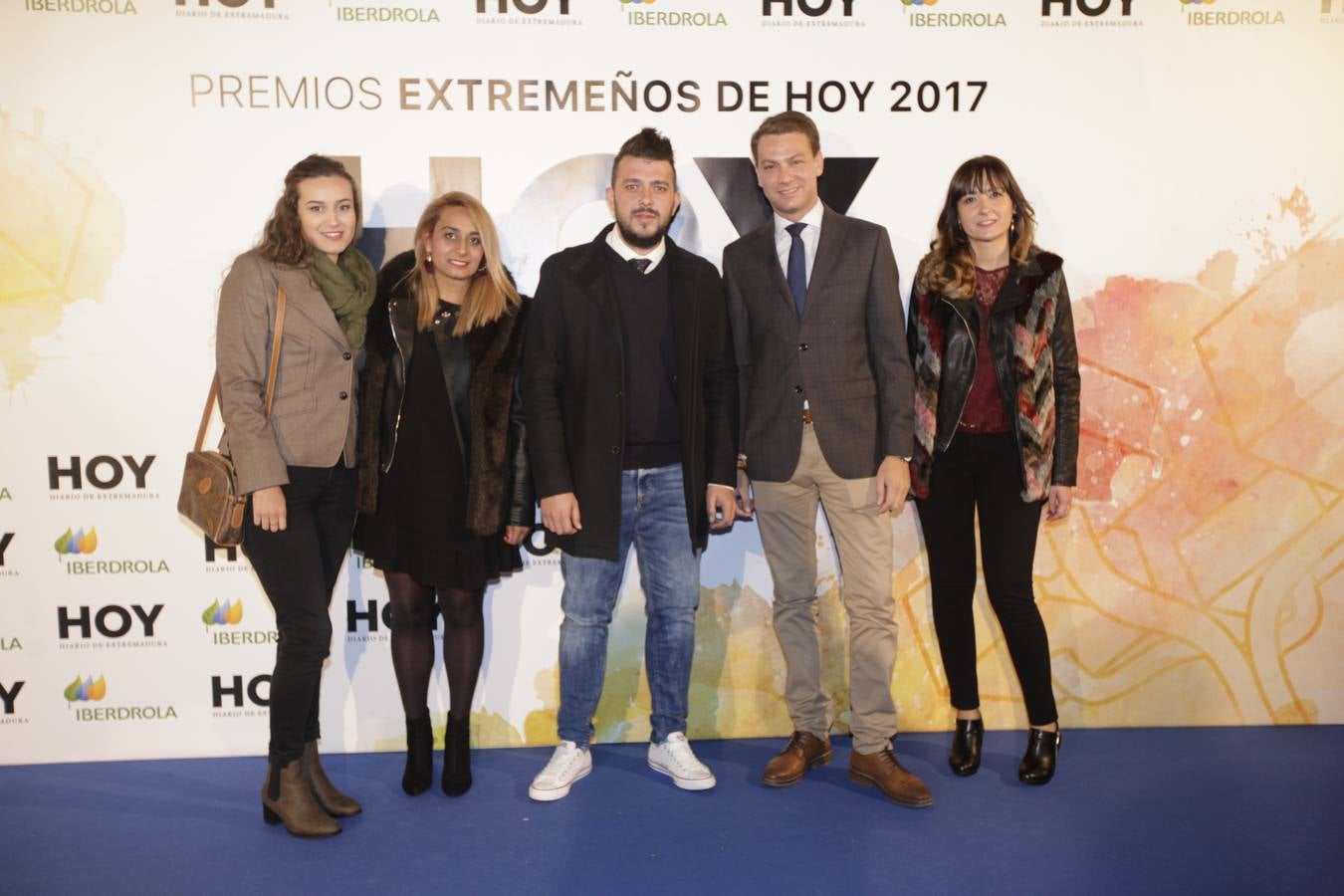 Los invitados que asistieron a la gala de Extremeños de HOY, posaron en el photocall 
