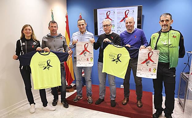 Cristina Durán, Víctor J. Leal, David Pozas, Santiago Pérez, Pedro Muriel y Kini Carrasco. 