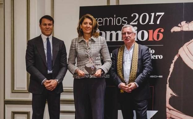 EOI recibe el premio Cambio16 de digitalización