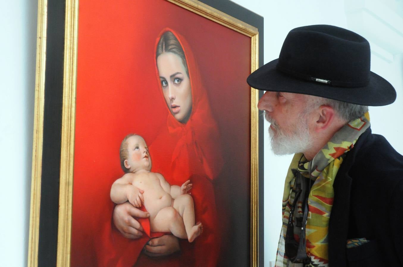 La exposición 'Pasión por la vida' del artista extremeño Enrique Jiménez Carrero, se podrá visitar en el patio noble de la Asamblea hasta el próximo mes de enero de 2018