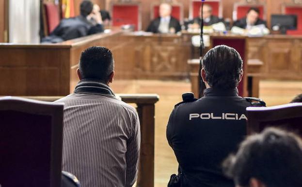 Sesión del juicio celebrado en la Audiencia de Badajoz:: HOY