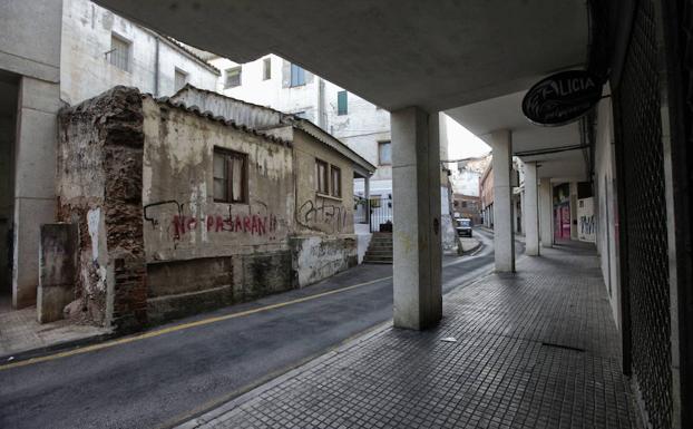 Casas antiguas en la calle Hernado de Soto, en Cáceres.